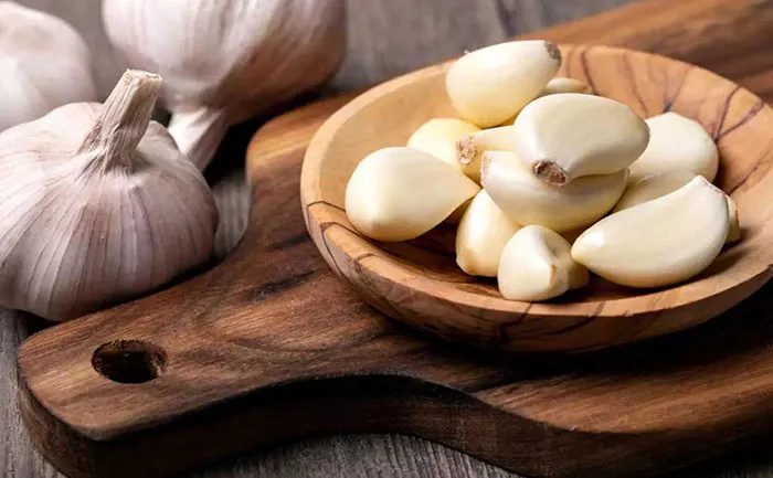 سیر برای درمان خانگی آبسه دندان